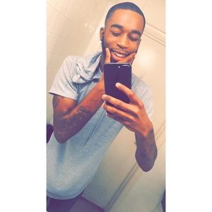 Meet your Posher, Aaron